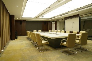 浙江(jiang)杭機磨(mo)床智能(néng)制造基(ji)地辦公(gōng)環境