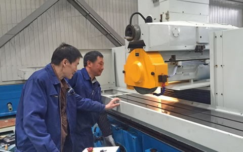杭(háng)機股份首季(ji)出口機床實(shí)現開門紅